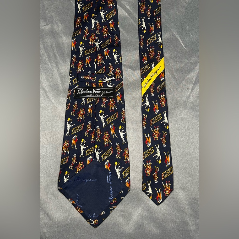 Men’s Salvatore Ferragamo Vintage Vtg 90s Blue Red Geometric Silk Designer Tie - Picture 2 of 4